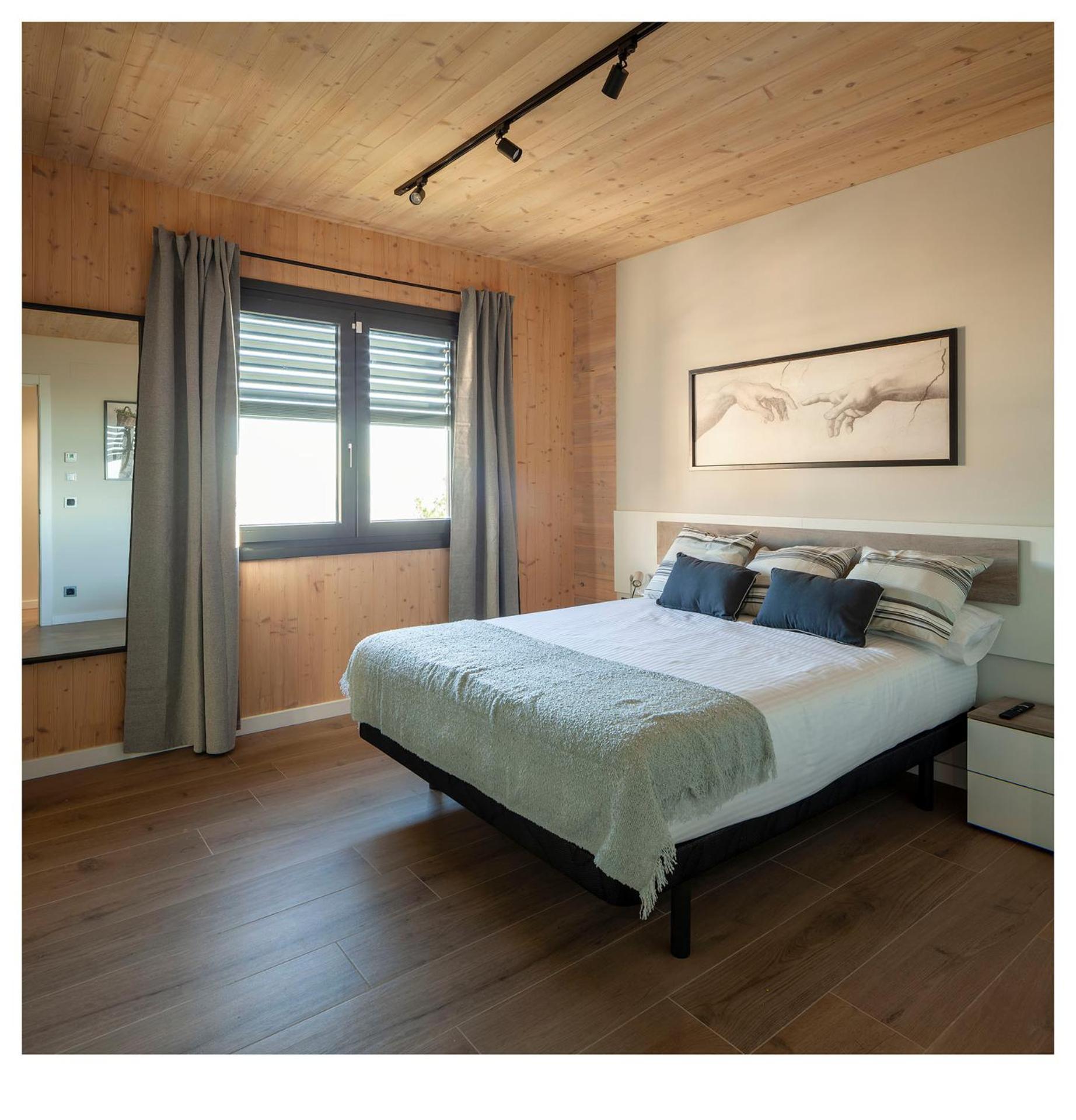 Eagle'S Nest Apartment Castellnou de Bages Exterior photo