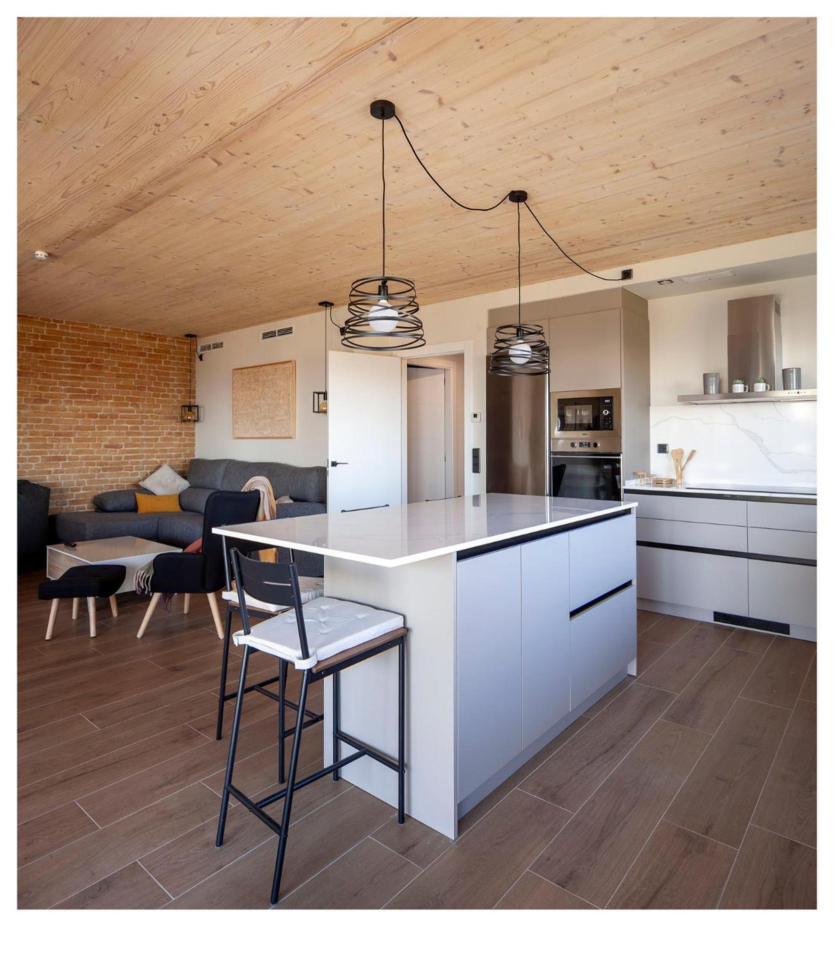 Eagle'S Nest Apartment Castellnou de Bages Exterior photo